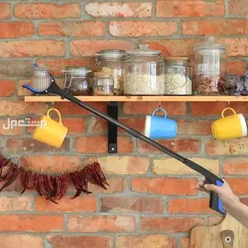 مسند يد مزود بإضائه ليد و مغناطيس تستخدمه للحصول على الأغراض البعيده عنك أو الموجوده بالاماكن المرتفعه وهو متوفر للطلب لكل المدن والتوصيل والشحن مجانا