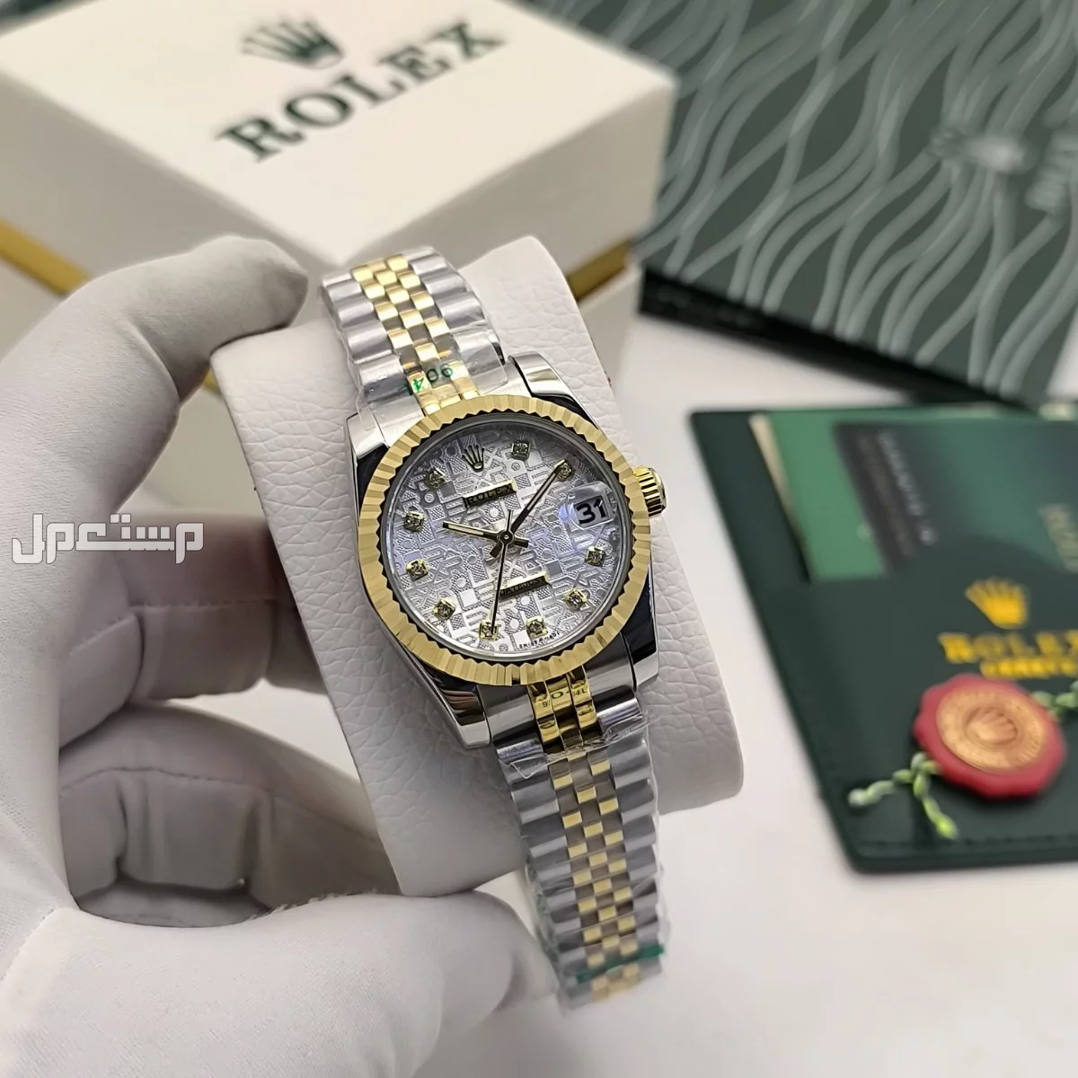 ساعات ____نسائي..   رولكس.. درجه اولى.  مع جميع ملحقات الماركه.. *السعر 170ريال*..