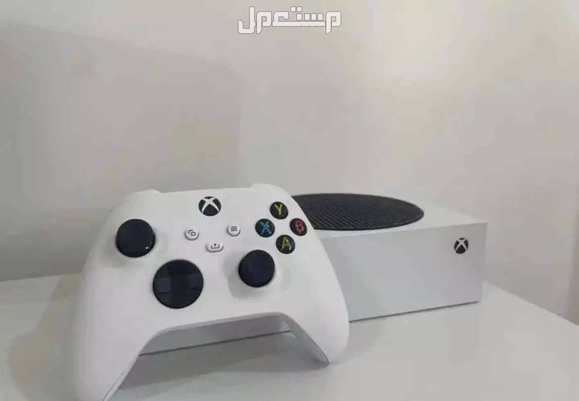 اكس بوكس سيريس اس نظيف جدا في الرياض بسعر 700 ريال