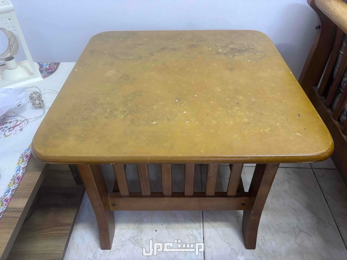 كنب خشب اصلي ما ينفش في الخبر بسعر 500 ريال سعودي