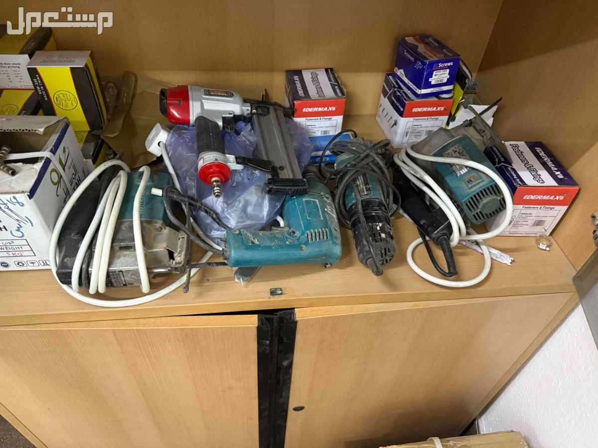 أغراض ورشة نجارة للبيع  في الرياض بسعر 1 ريال سعودي
