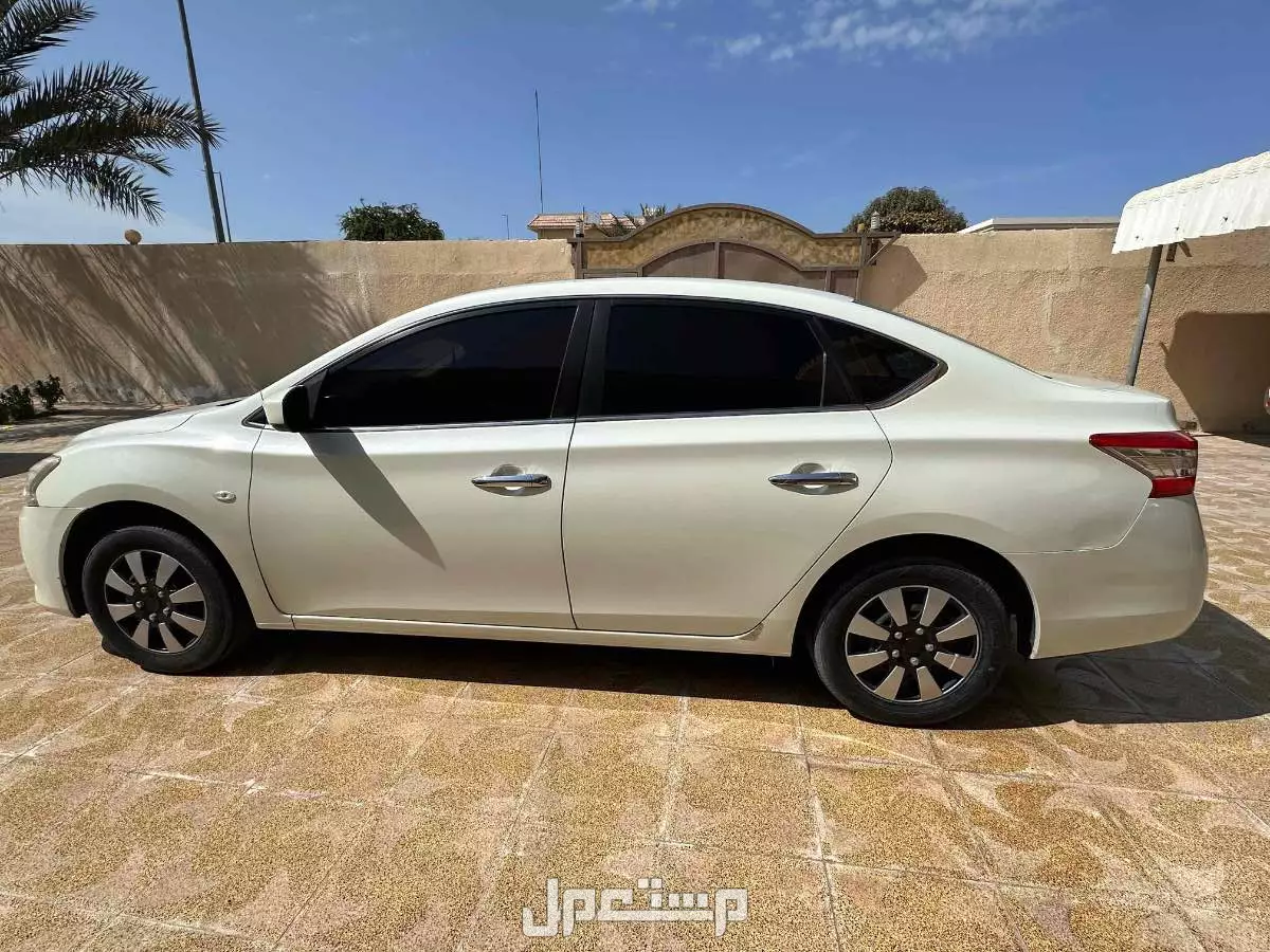 نيسان سنترا 2014 بسعر 14 ألف درهم إماراتي قابل للتفاوض