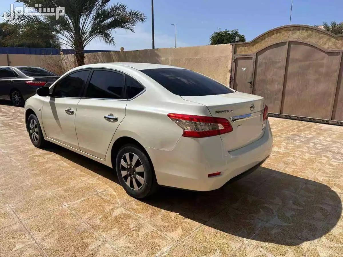 نيسان سنترا 2014 بسعر 14 ألف درهم إماراتي قابل للتفاوض