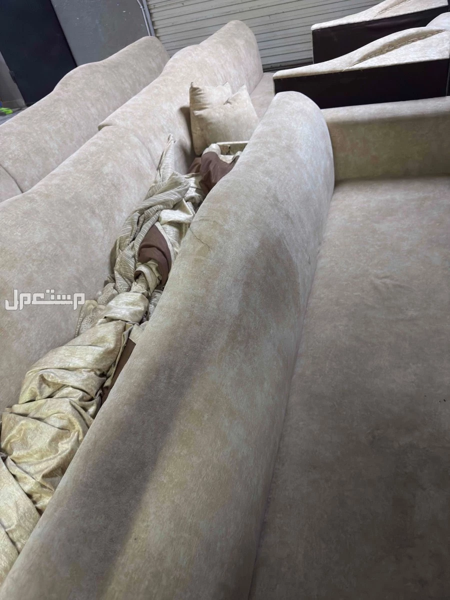 للبيع كنب 14 متر - لون بيج بحالة ممتازة