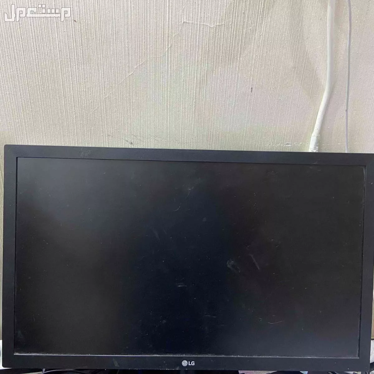 للبيع pc قيمنق بحاله نظيفه بمواصفات ممتازه مع شاشة