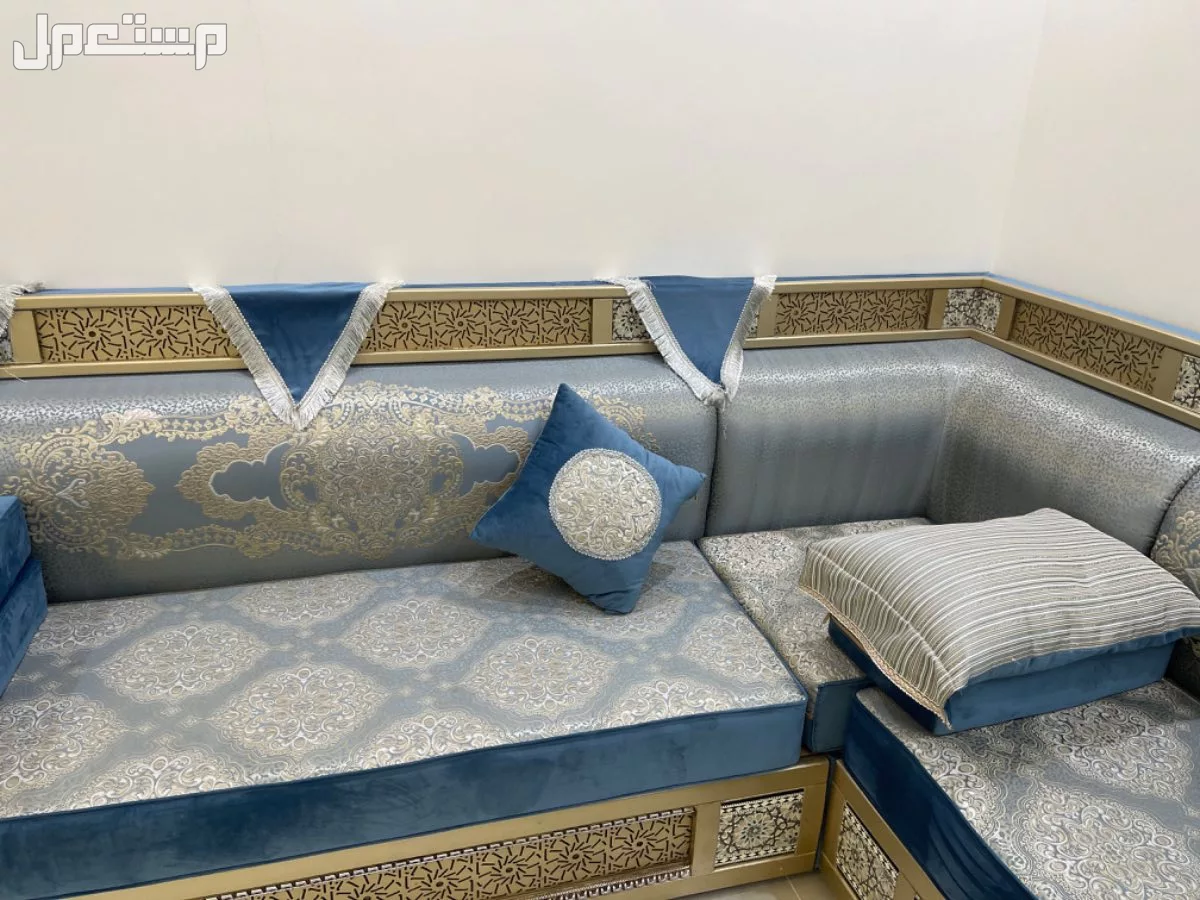 قرية حجر ضواحي محافظة رابغ  في رابغ بسعر 12 ألف ريال سعودي