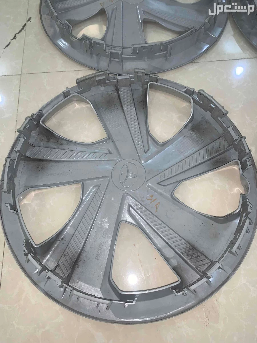 طيس يارس 2024 استخدام بسيط طقم كامل اصليه