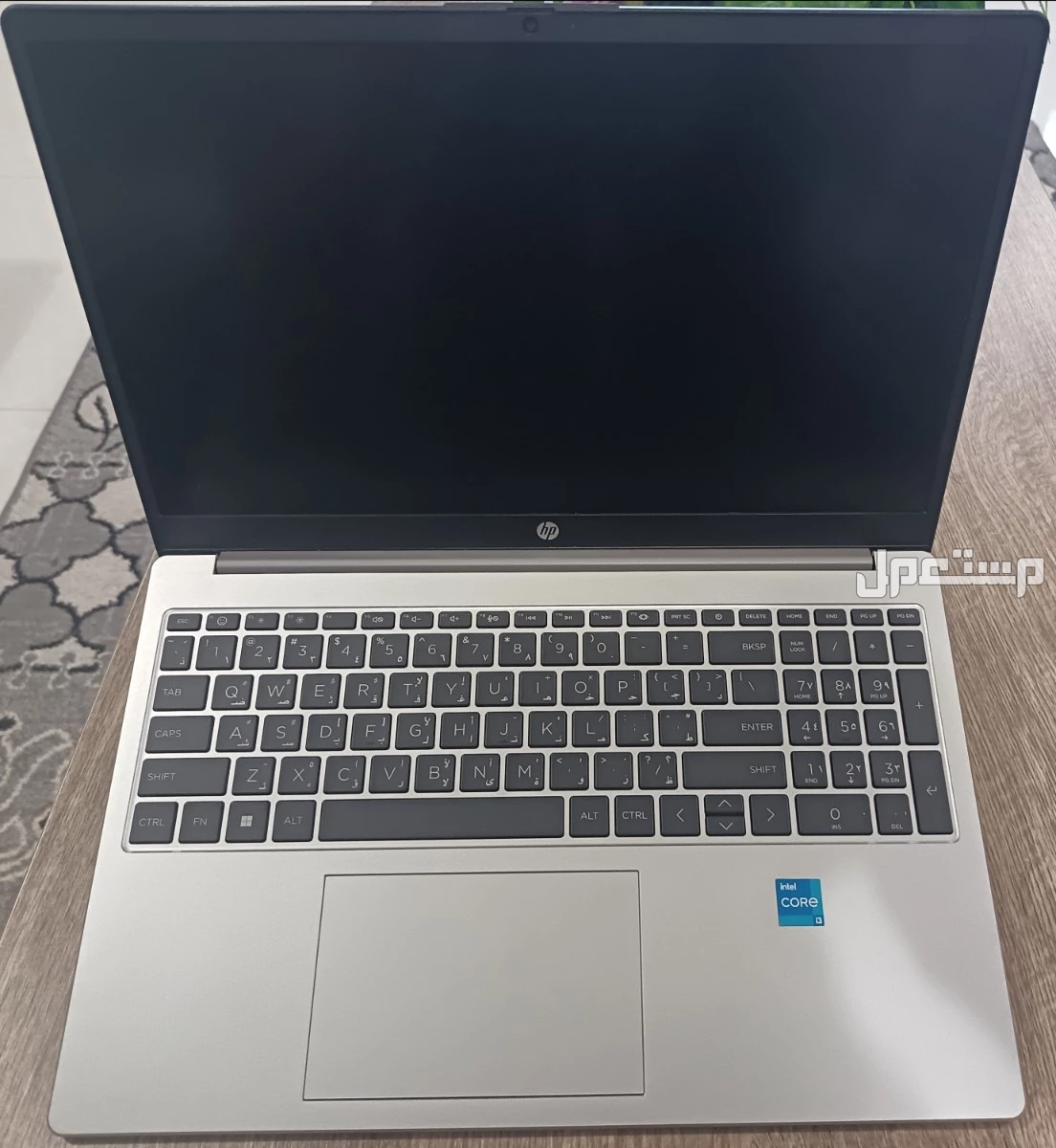 لابتوب hp استخدام اسبوعين فقط جديد مع شاحن وشنطه وقاعده مع الابتوب بسعر 1000 قابل للتفاوض