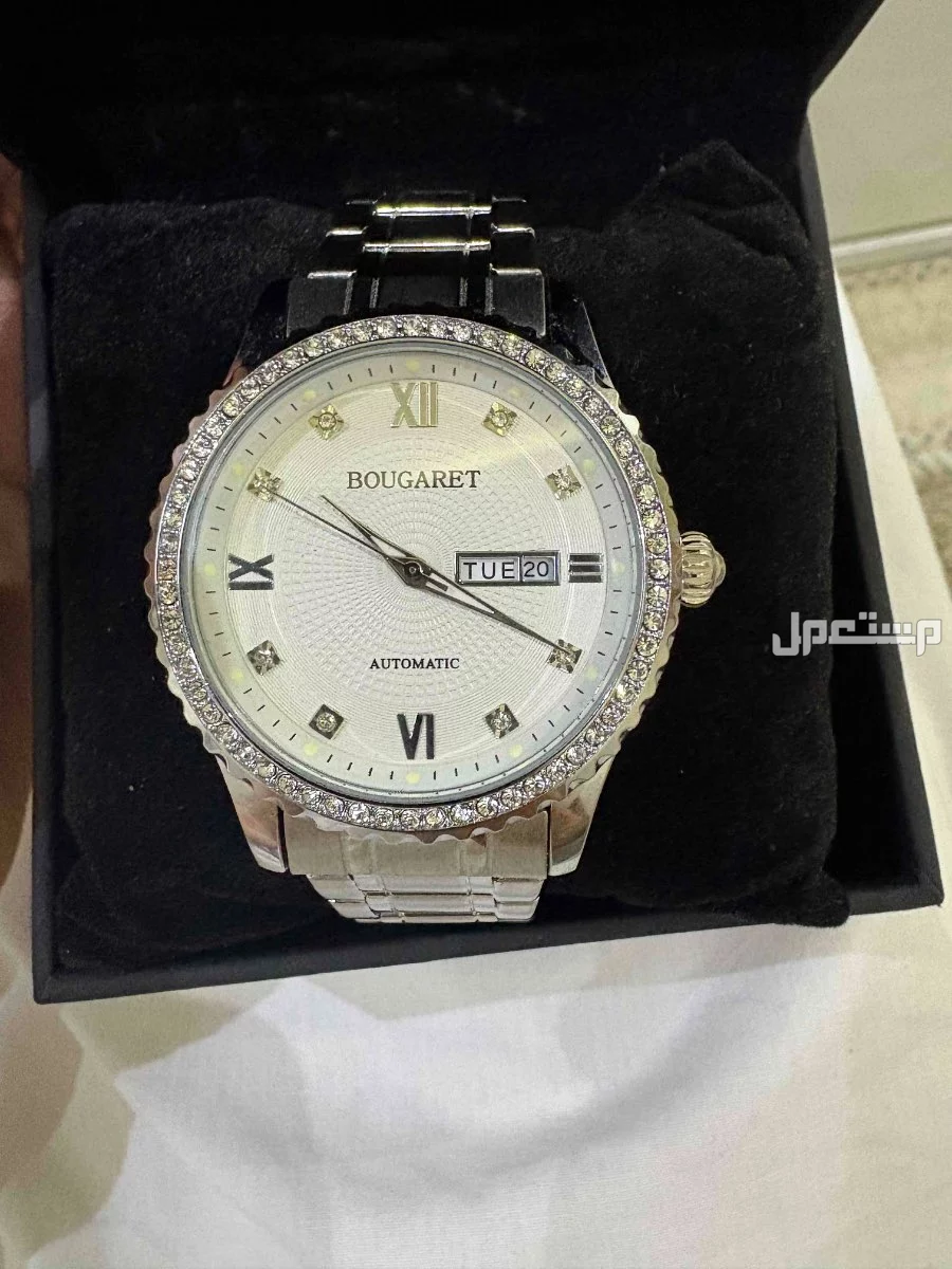 ساعة رجالية فخمة بـالرياض في الرياض بسعر 300 ريال سعودي