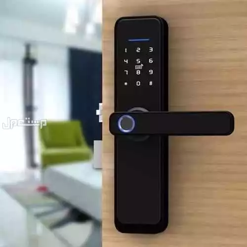 القفل الذكي للابواب الخشبيه في الرياض
