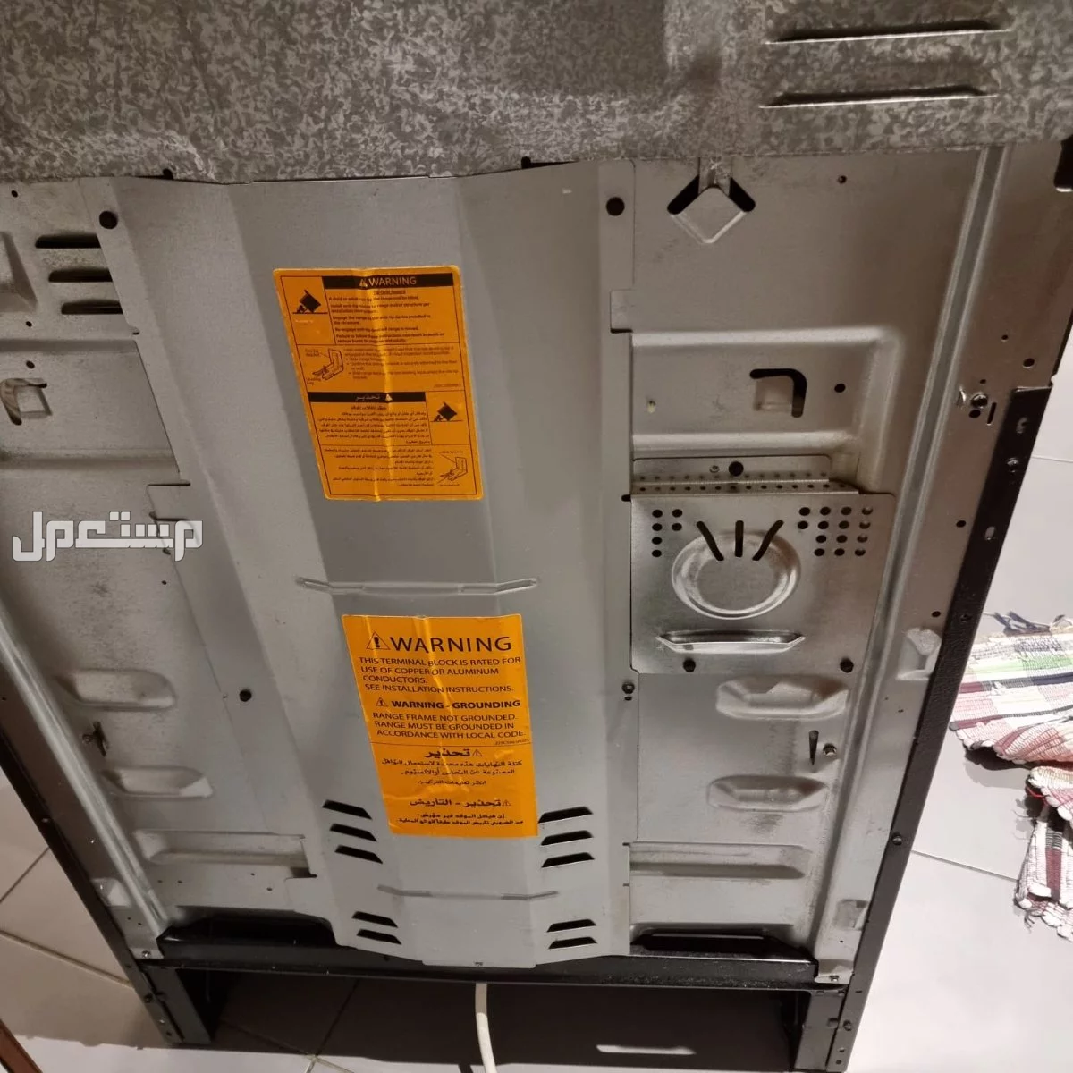 فرن كهرباء جنرال الكتريك 5 عيون سطح سيراميك- به عيب في جدة