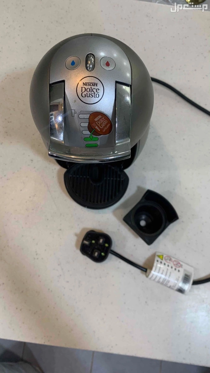للبيع مكينة قهوة Dolce Gusto لكبسولات القهوة الخاصه بها السعر على السوم في الدمام بسعر 150 ريال سعودي