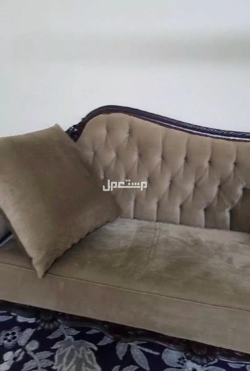 خمس قطع كنب في ينبع البحر بسعر 600 ريال سعودي