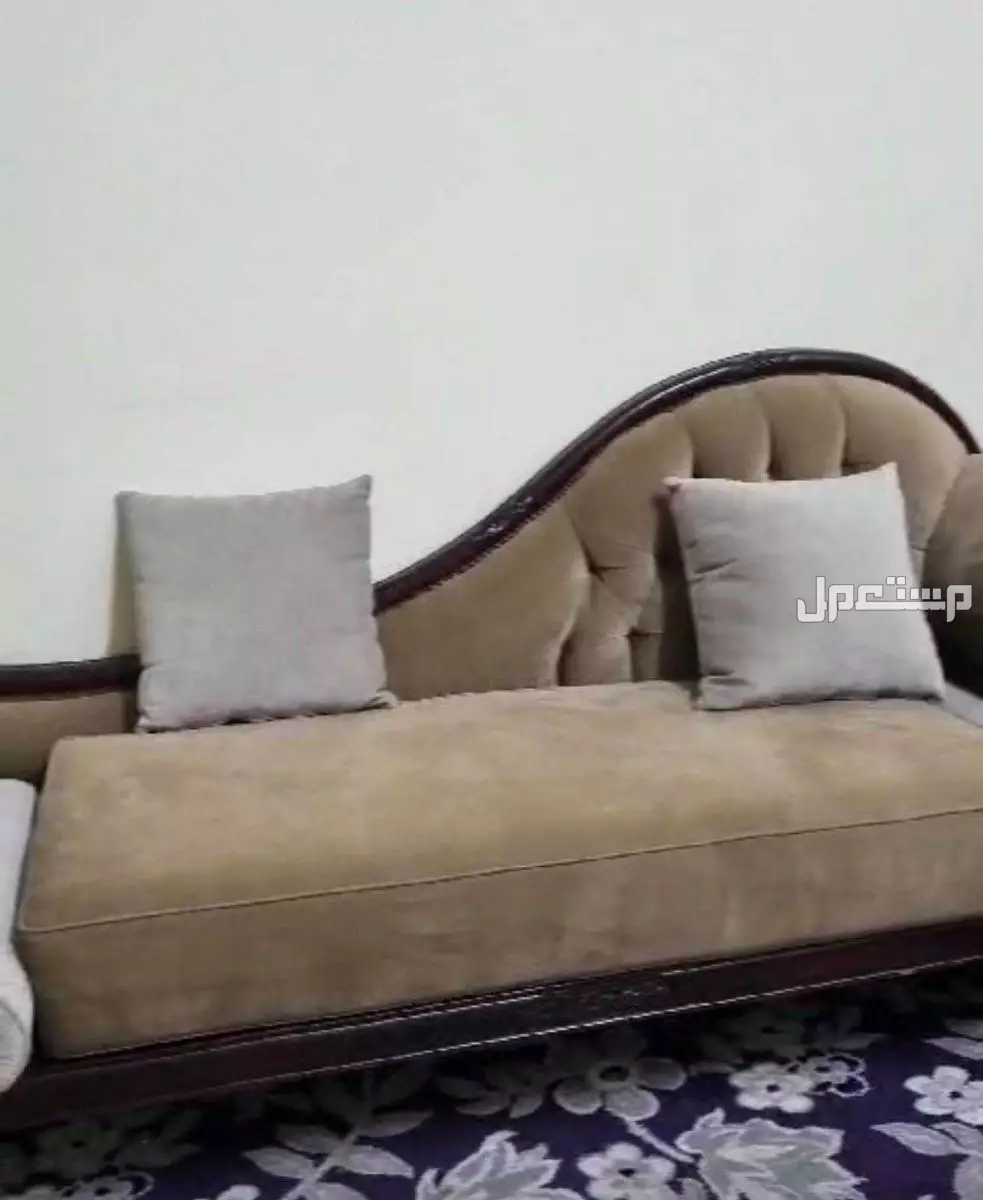 خمس قطع كنب في ينبع البحر بسعر 600 ريال سعودي