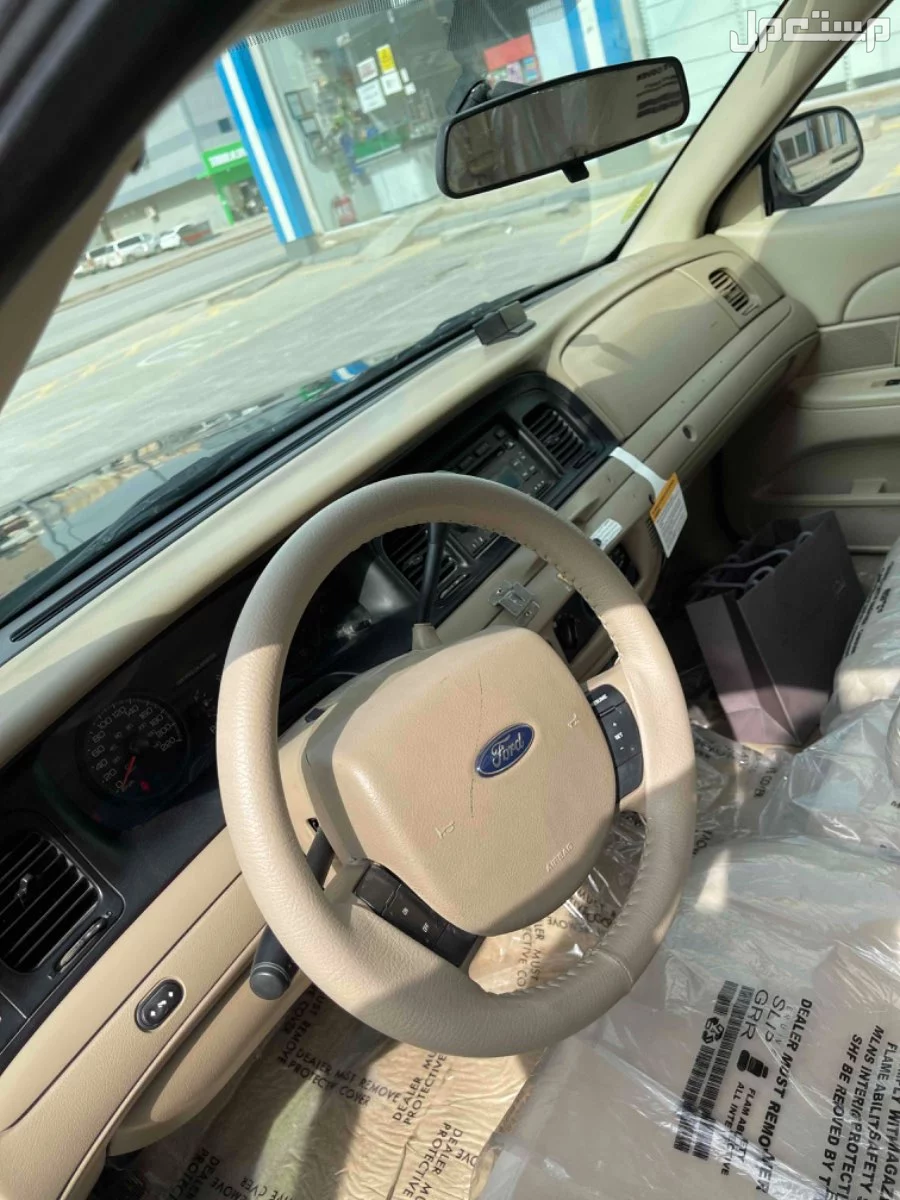 للبيع فورد كراون فكتوريا 2012 ممشئ 121 الف للبيع ع السوم