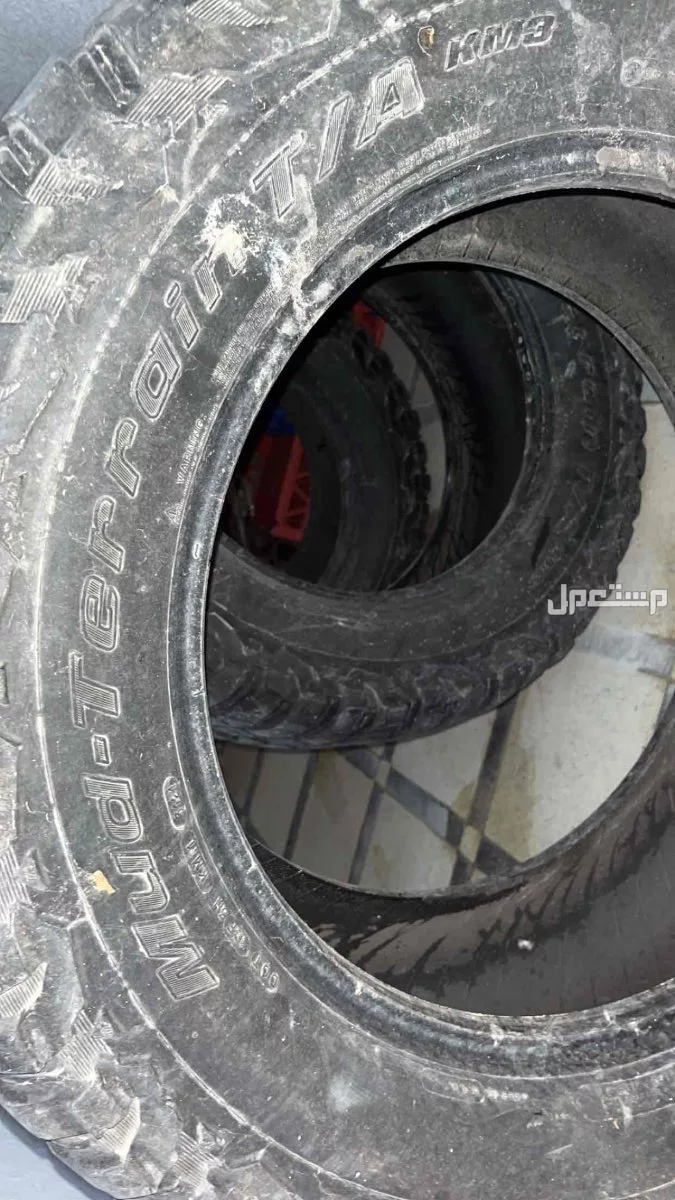 ‏أربع كفرات ‏مستعمل نظيف جي إم سي ‏Siri