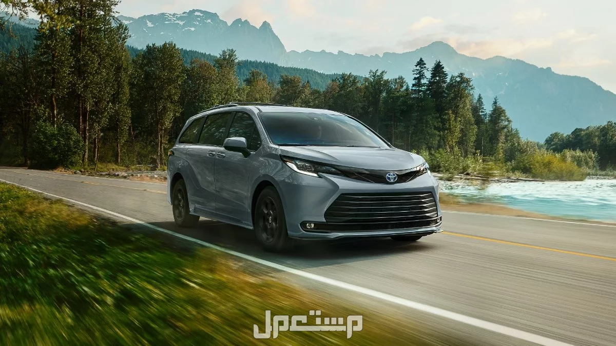 سعر تويوتا سيينا 2025 والمواصفات والفئات كاملة بالصور مواصفات تويوتا سيينا 2025 من الخارج