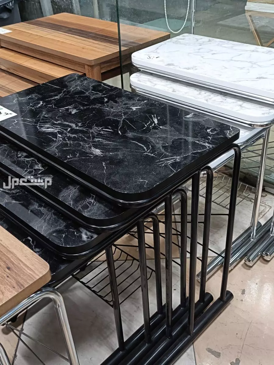 طقم طاولة خدمة متداخلة 4 قطع جديد
