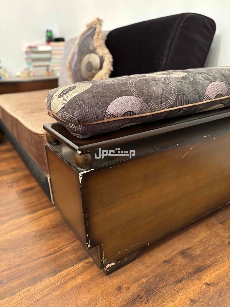كنب سنديان  في الرياض ضبسعر 600 ريال سعودي