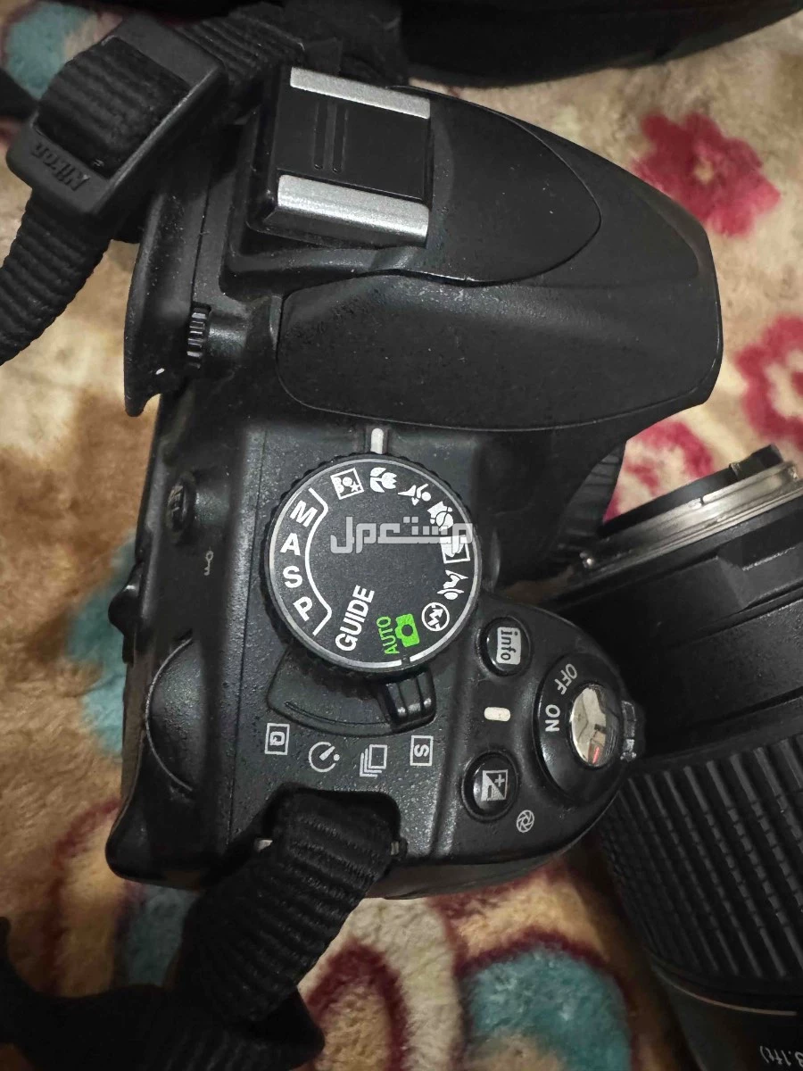 كامره نيكون D3100  بسعر 4500 ريال سعودي