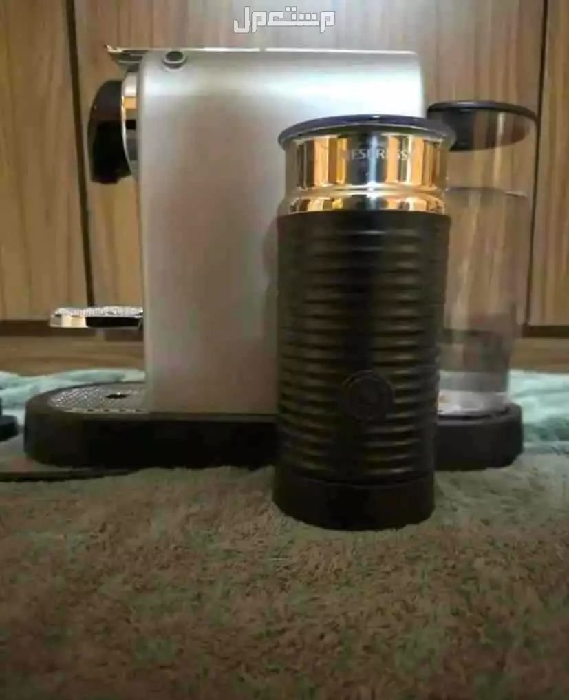 آلة قهوة نسبريسو للبيع ب 600 ريال