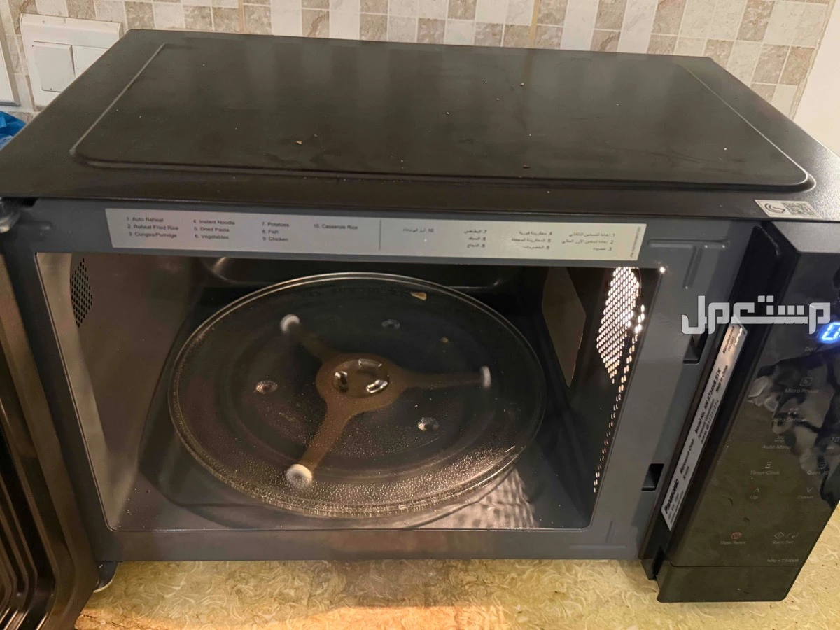 ميكرويف و بوتجاز و غساله الاجهزه استخدام 4 شهور فقط في الضمان الميكرويف بانسونيك السعر 400 البوتجاز نيكاي 3 شعله 200 ريال و الغساله هام 8كيلو 700 ريال ميكرويف باناسونيك اسود 25 لتر السعر 400 ريال