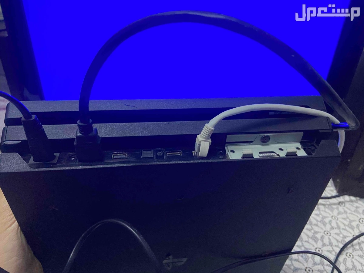 سوني فور  في الدمام بسعر 650 ريال سعودي