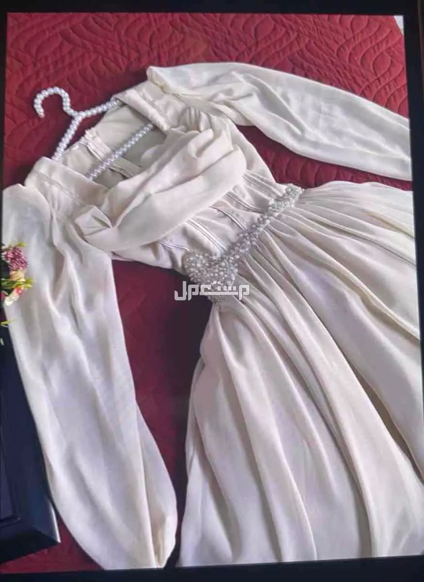 فستان بيج مع خرز لؤلؤ كولكشن 2024