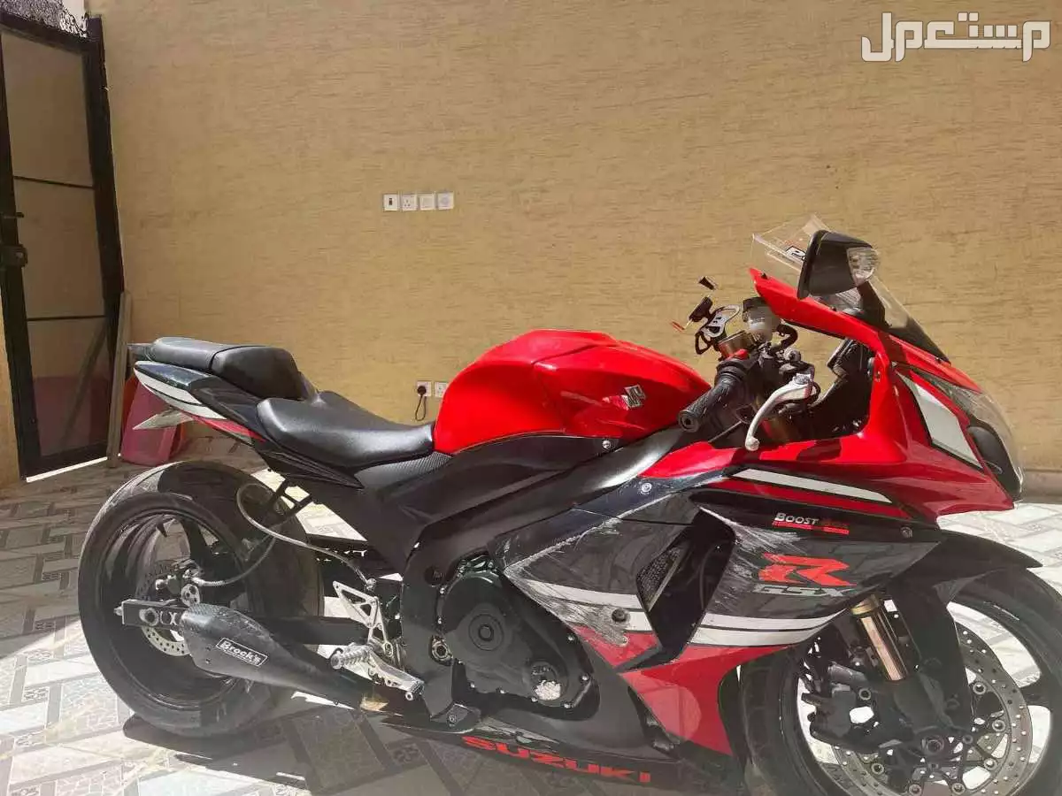 دباب سوزوكي الممشى 43000وقابل لزياده المكينه و قير شرط الفيابر كوبي ون استعامل يومين مانختلف مع الصامل.