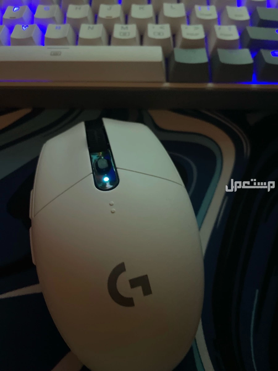 بي سي مع شاشة و كيبورد ريد راقون و ماوس لوجتيك في جدة