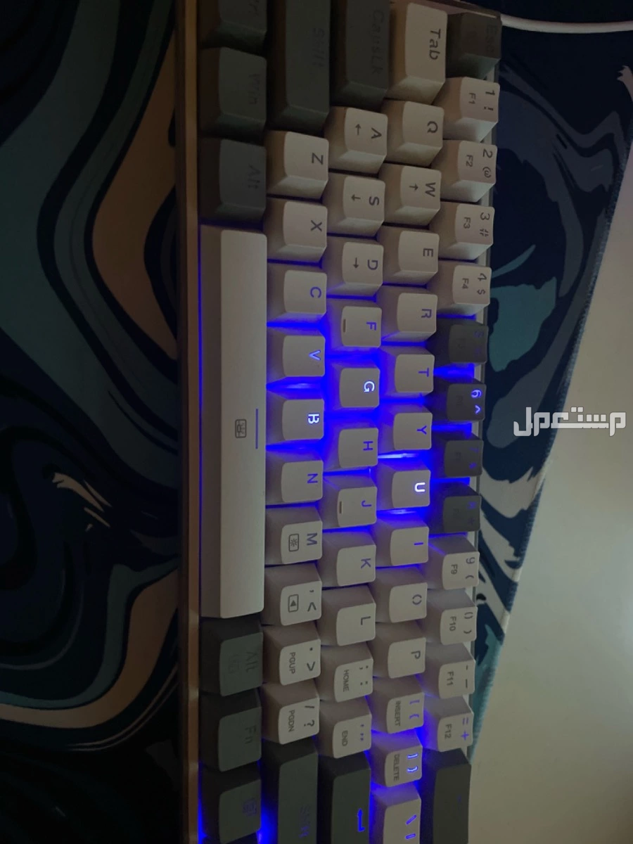 بي سي مع شاشة و كيبورد ريد راقون و ماوس لوجتيك في جدة