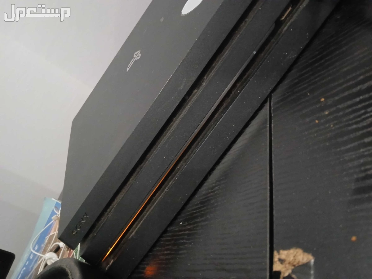 للبيع سوني فور برو اعلى فئه سليم 861 قيقا