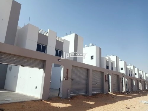 نقوم بتنفيذ أعمال الدهانات والديكورات