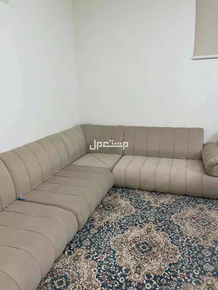 كنب  في الرياض بسعر 1500 ريال سعودي