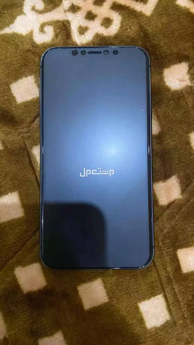 ايفون 11 لونه اسود في المدينة المنورة بسعر 900 ريال سعودي
