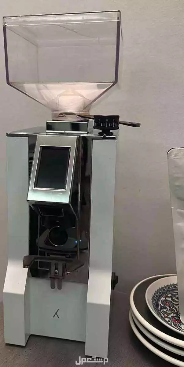 مطحنة يوريكا ميقنون Xl نظيفه  في الدمام بسعر 1200 ريال سعودي