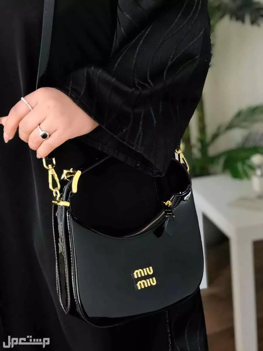 شنط ميو ميو ماستر كوالتي لونين اسود واحمر