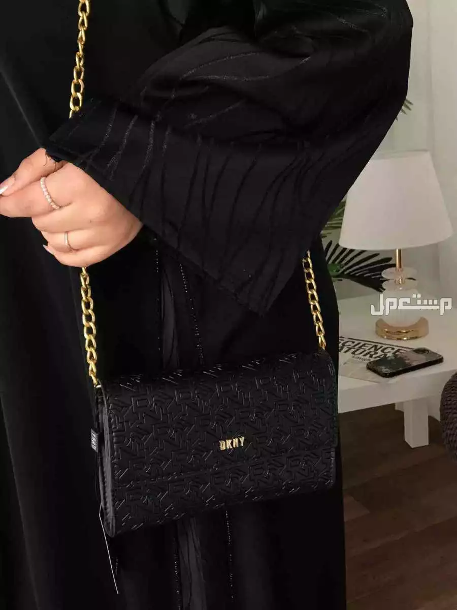 شنط ماركة دكني ماستر كوالتي مع البكس