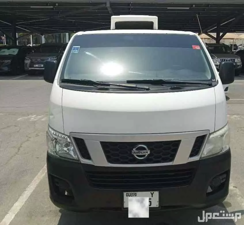 نيسان اورفان 2016 في دبي بسعر 36 ألف درهم إماراتي