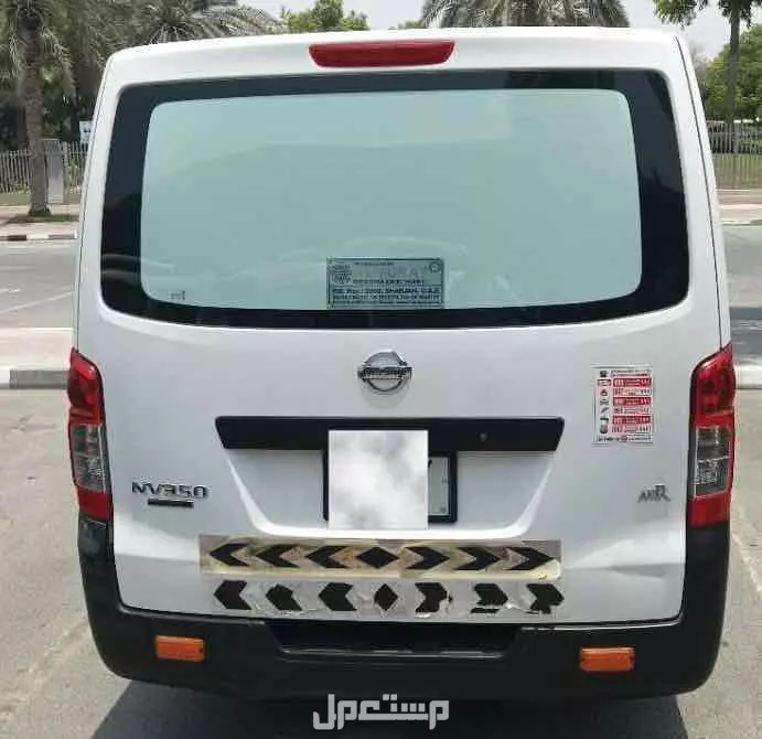 نيسان اورفان 2016 في دبي بسعر 36 ألف درهم إماراتي