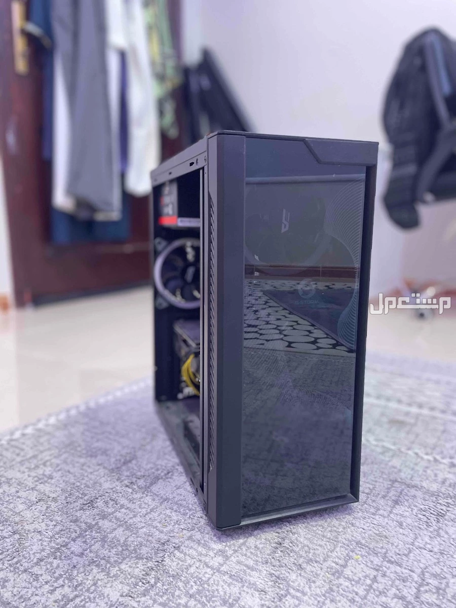 بيسي وشاشة قيمنق  في جدة بسعر 1599 ريال سعودي