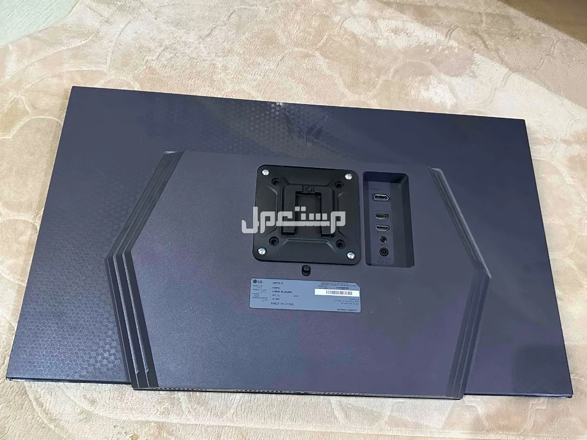 شاشة قيمنق lg في جدة بسعر 800 ريال سعودي