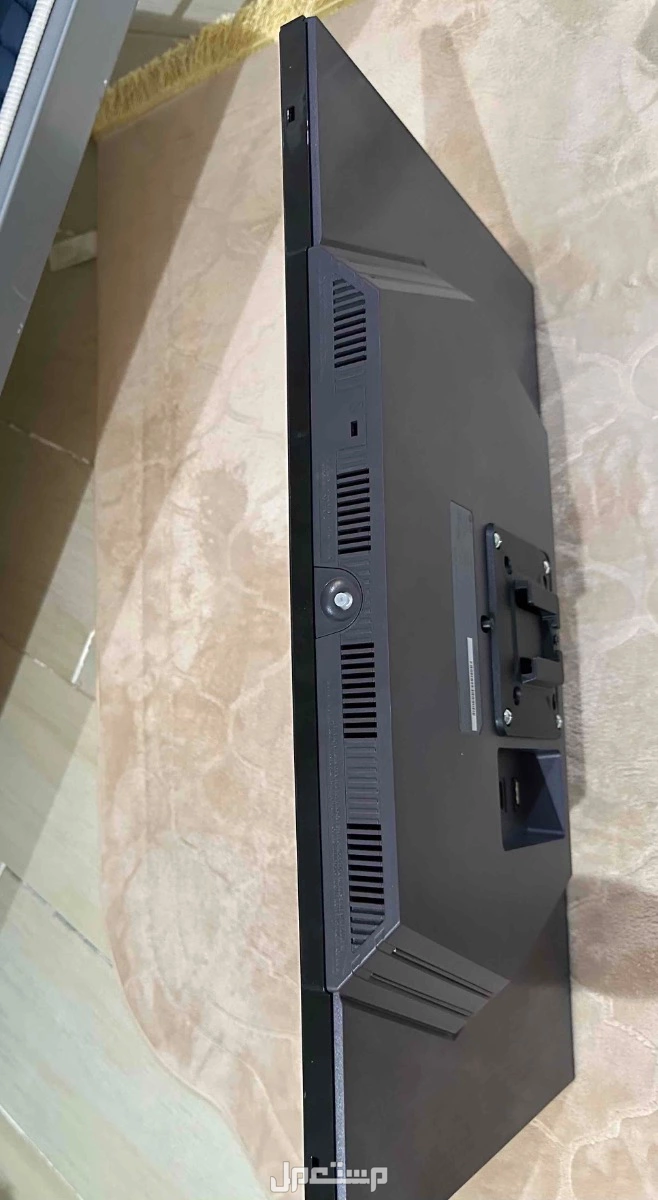 شاشة قيمنق lg في جدة بسعر 800 ريال سعودي