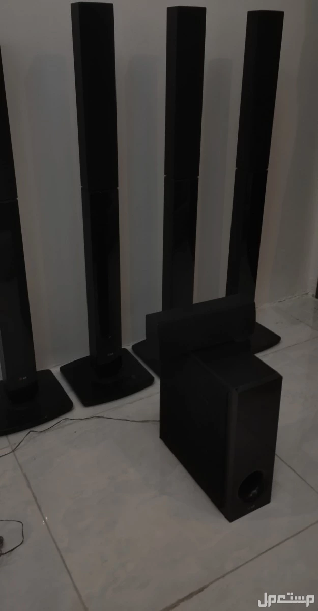 مسرح منزلي سماعات LG بحاله ممتازة
