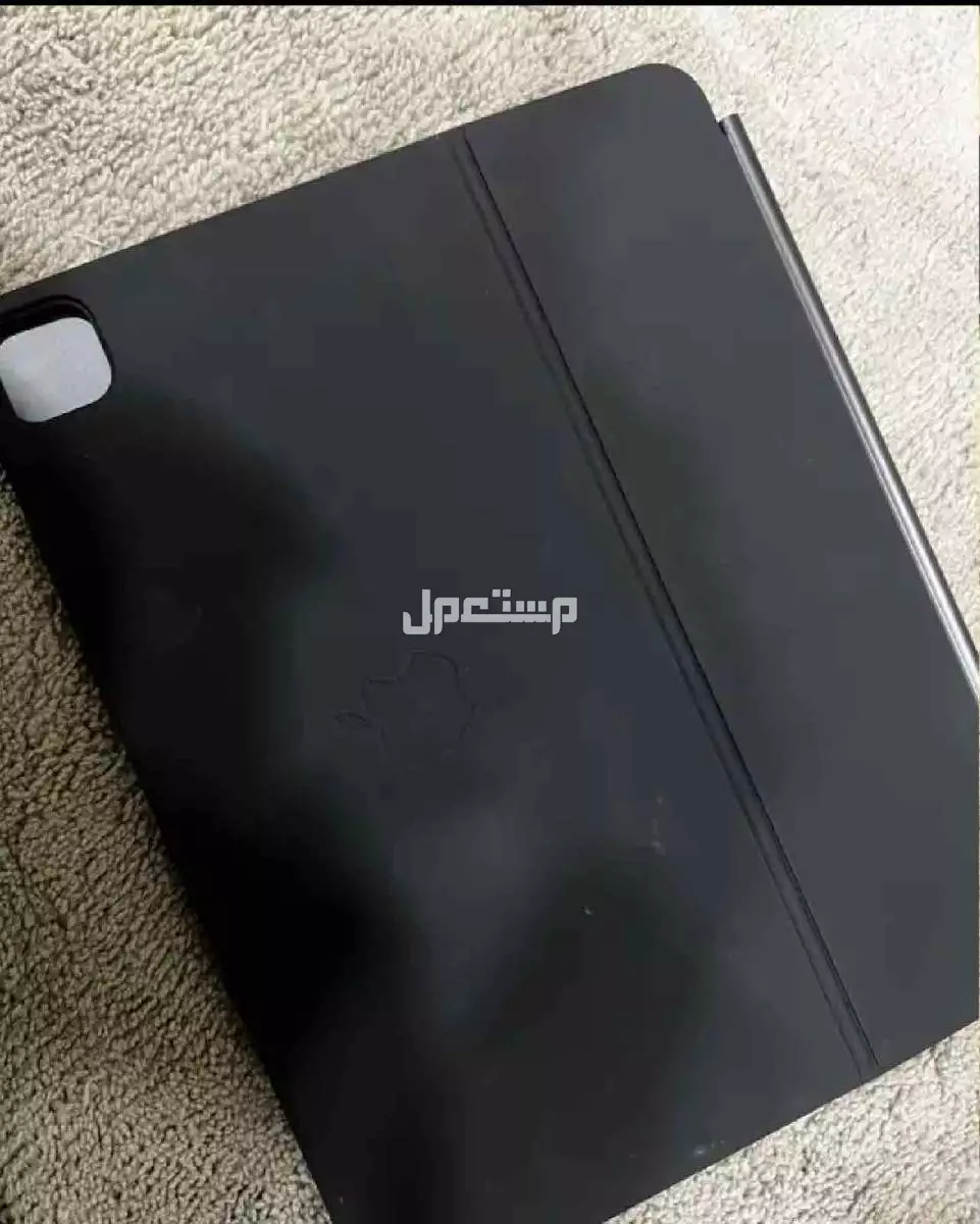 ماجيك كيبورد أبل  عربي و انجليزي