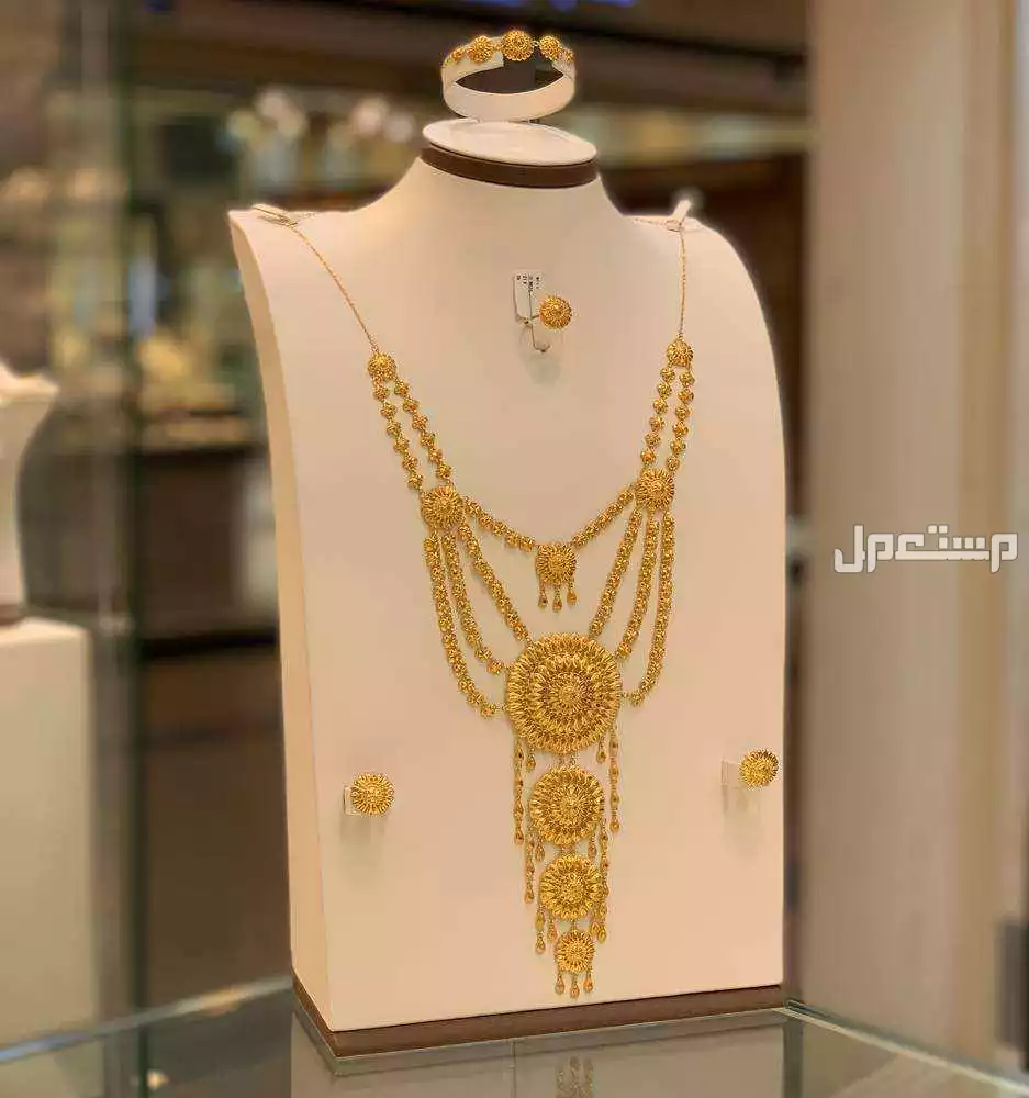 عروض يوميه وأسبوعية وشهريه جوائز وتخفيضات  ذهب صافي عيار 21 او 18