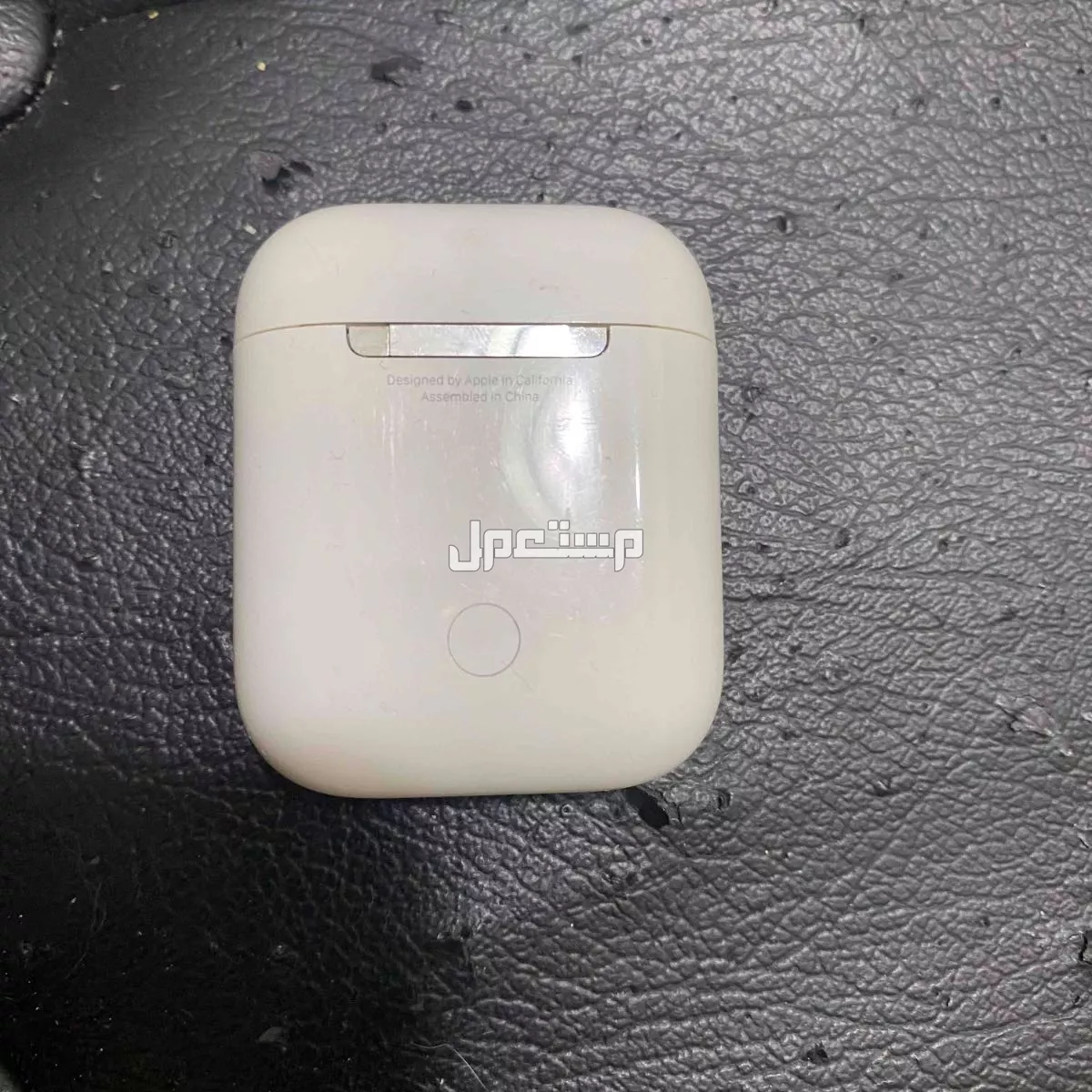 Apple AirPods 2nd Gen سماعات ابل اير بودز الجيل 2 الثاني in Jeddah at a price of 200 SAR