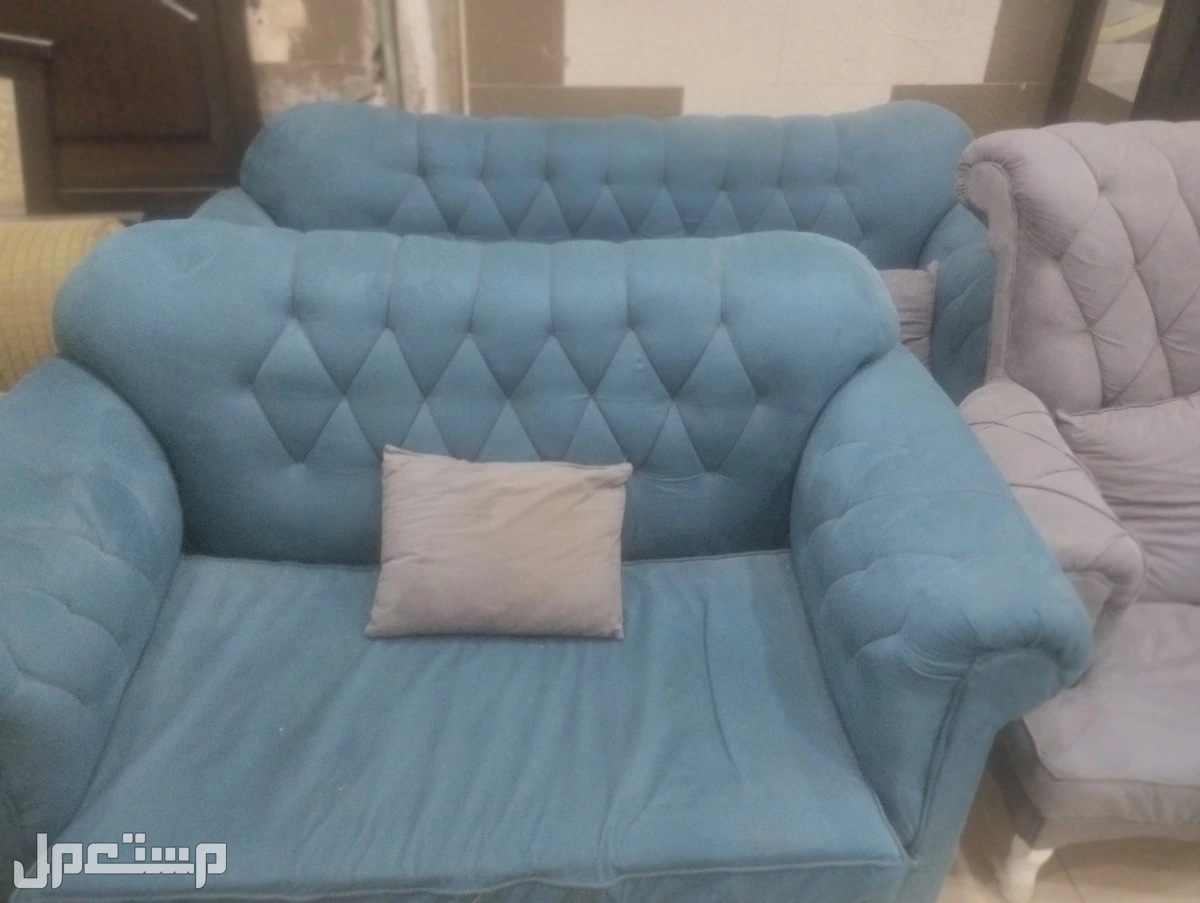 ركنه انتريه صالون بحاله جيده جدا جدا  في الهرم بسعر 5 آلاف جنيه مصري