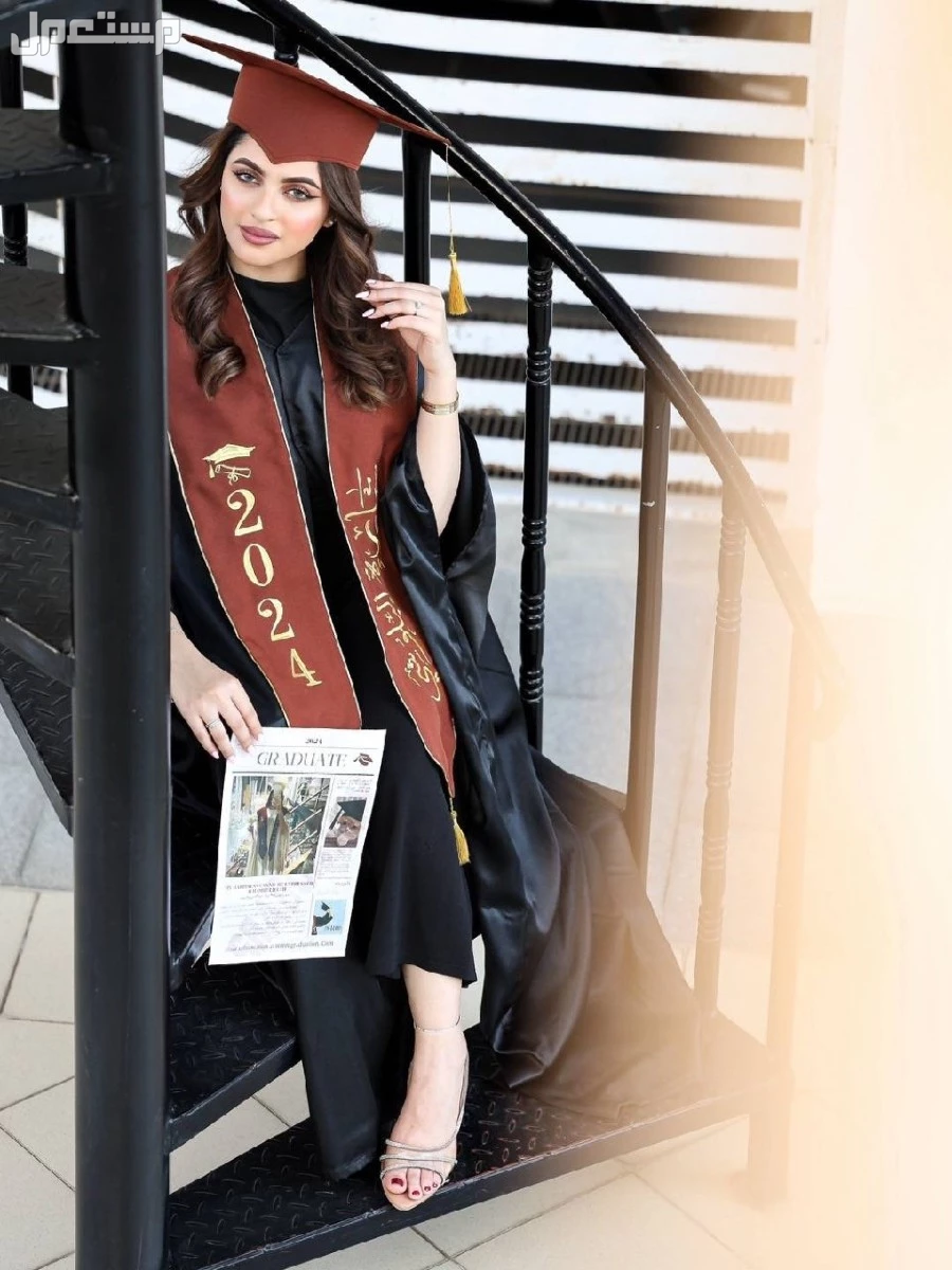 السعر 200ريال سعودي 🌹⭐طقم تخرج🎓  عبايه تخرج تفصيل بجوده عاليه قماش وتفصيل عاليه الجوده   جميع الاشكال متوفره   وشاح تطريز الاسم  حسب الطلب تطريز كمبيوتر عالية الدقه   قبعه تخرج تفصيل    قم