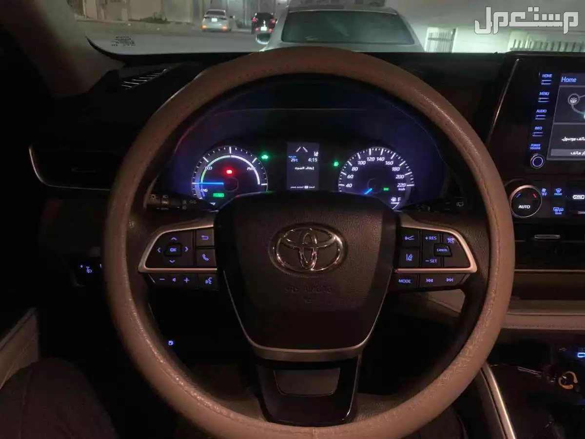 تويوتا هايلاندر 2022 استاندر LE